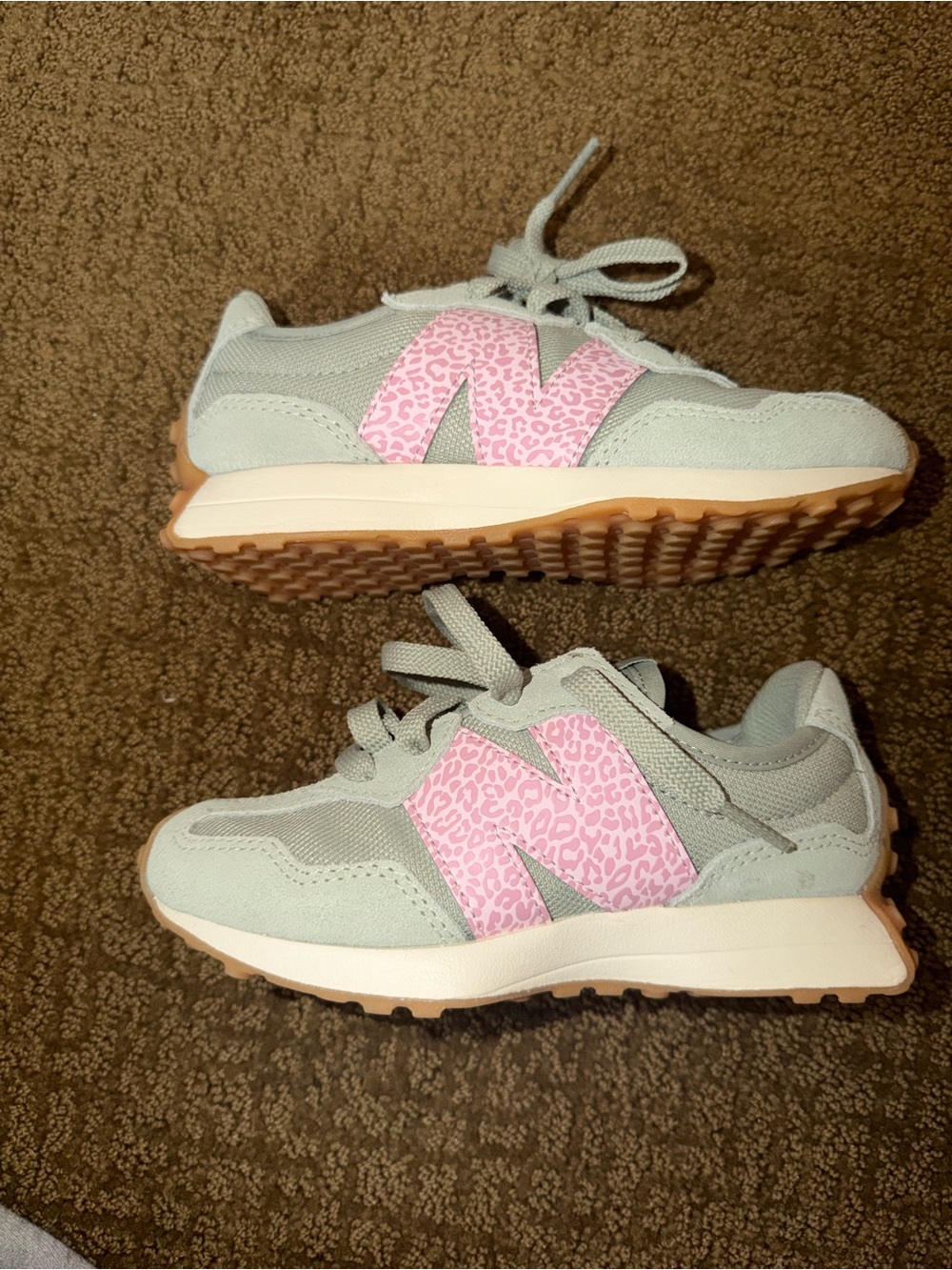 New Balance Kids Sneakers in Green with Pink Leopard N Logo NEW WO TAGS